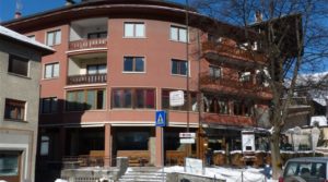 In centro Bormio, accogliente bilocale con balcone