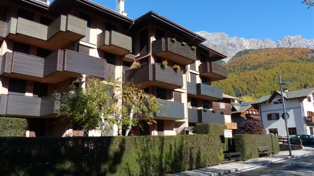 APPARTAMENTI A BORMIO, AFFITTI BORMIO,VENDITE BORMIO,CASE IN AFFITTO A BORMIO,CASE IN VENDITA A BORMIO,APPARTAMENTI IN AFFITTO A BORMIO,APPARTAMENTI IN VENDITA A BORMIO,CASE VACANZA,STAGIONE INVERNALE,STAGIONE ESTIVA,CAPODANNO, CASE VACANZA, AFFITTASI APPARTAMENTI,