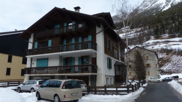 appartamenti in affitto a valdidentro, isolaccia, pedenosso, appartamenti a bormio, case a bormio in affitto, case a bormio in vendita