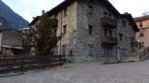 APPARTAMENTO IN VENDITA A SONDALO, MONDADIZZA, DUE CAMERE, DOPPI SERVIZI, PANORAMICO, VICINANZE BORMIO, AIRBNB, TERME DI BORMIO, LIVIGNO